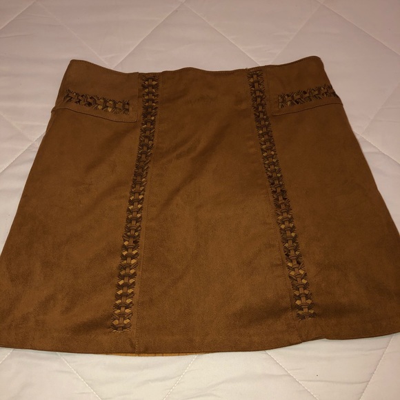 Skirt - Picture 1 of 3